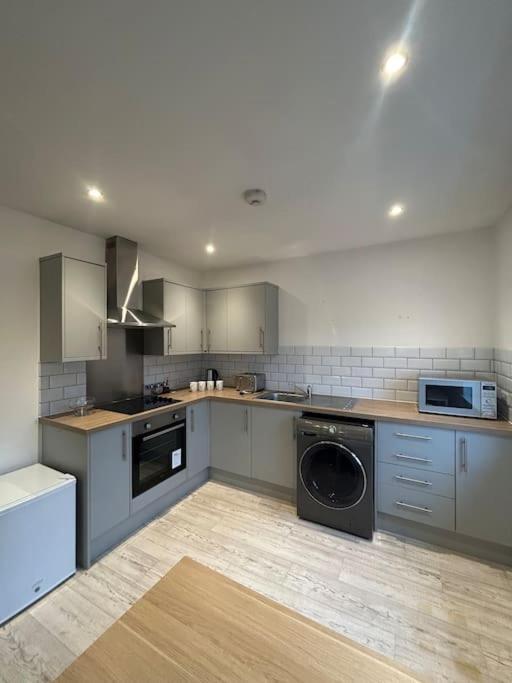 Luxury Countryside Stay - Waters Upton, Telford Eksteriør billede