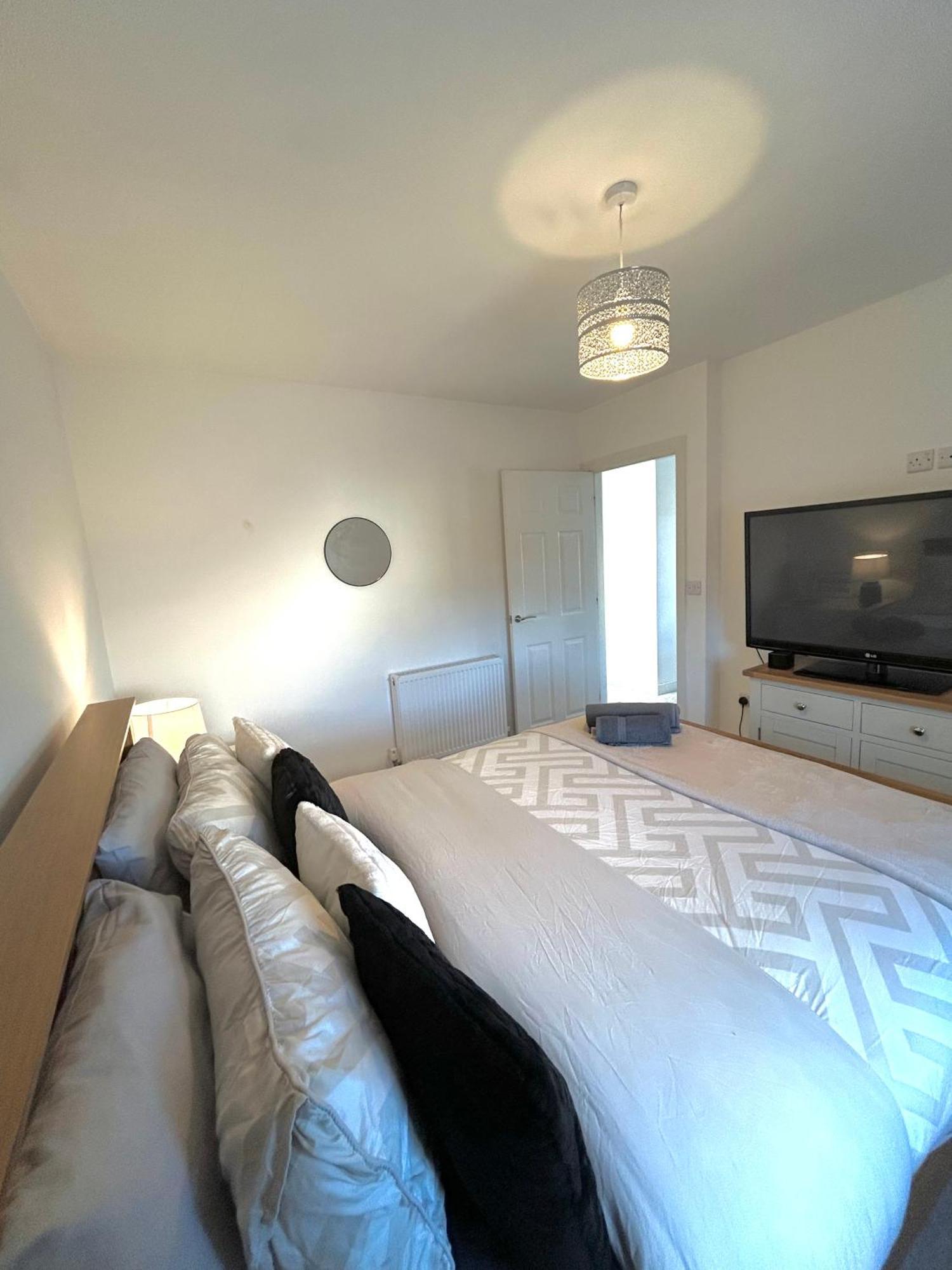 Luxury Countryside Stay - Waters Upton, Telford Eksteriør billede